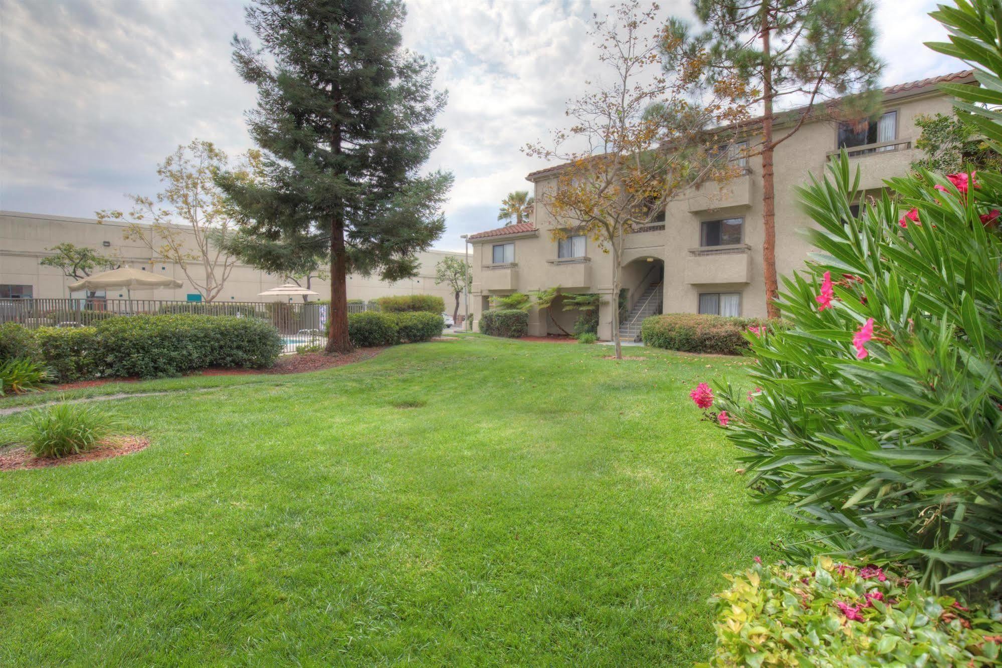 Good Nite Inn Fremont Esterno foto