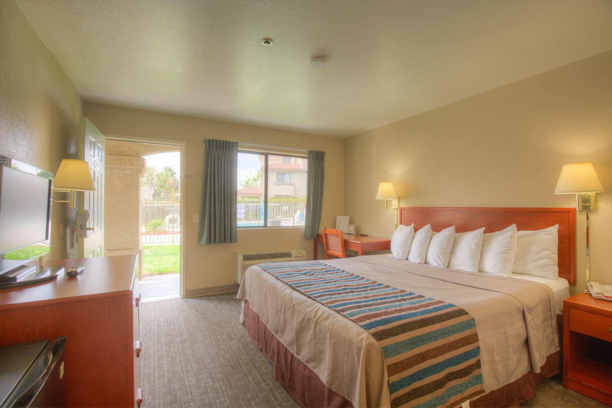 Good Nite Inn Fremont Esterno foto