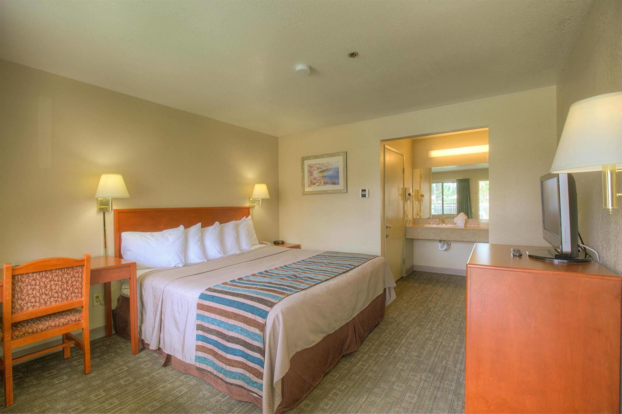 Good Nite Inn Fremont Esterno foto