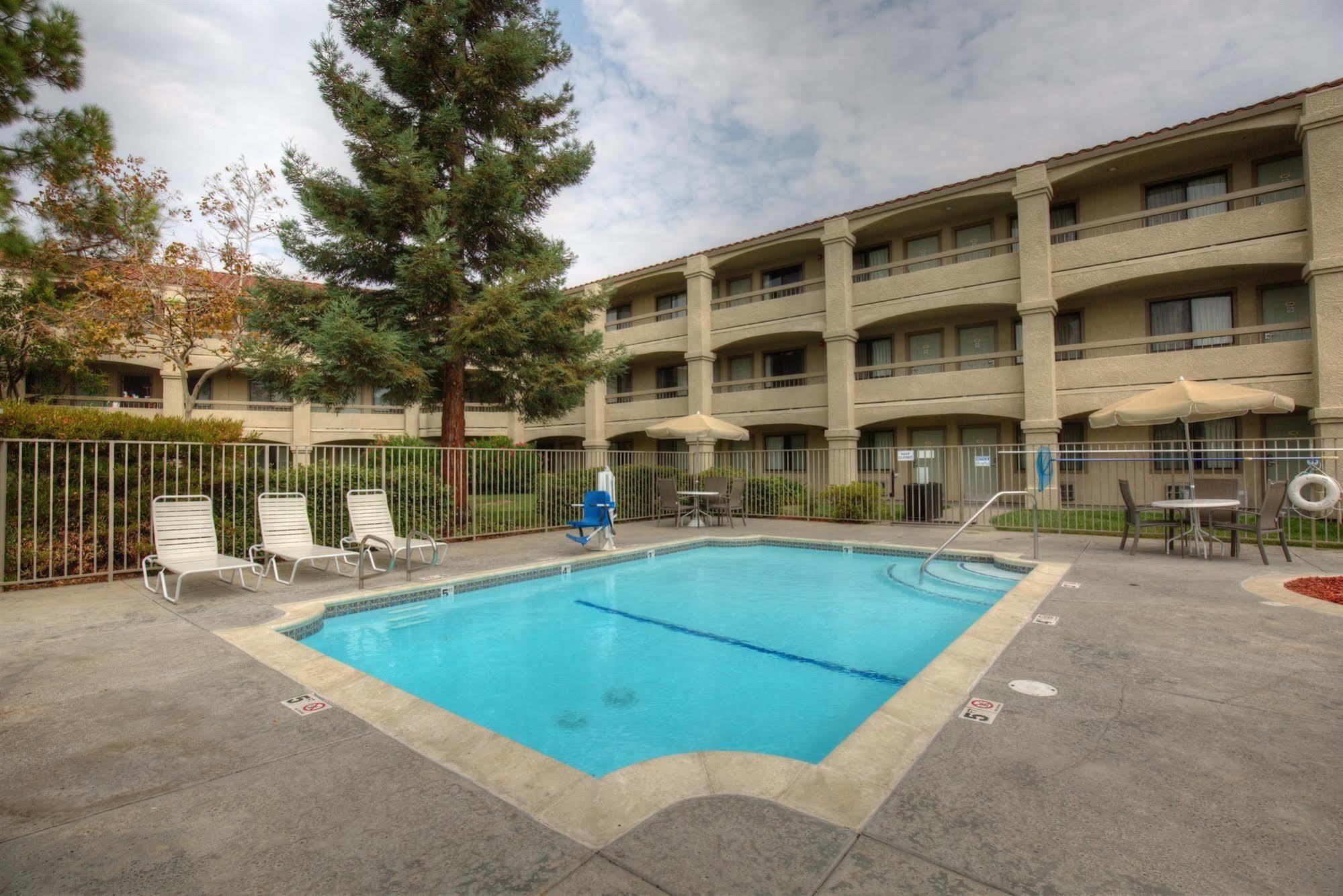 Good Nite Inn Fremont Esterno foto